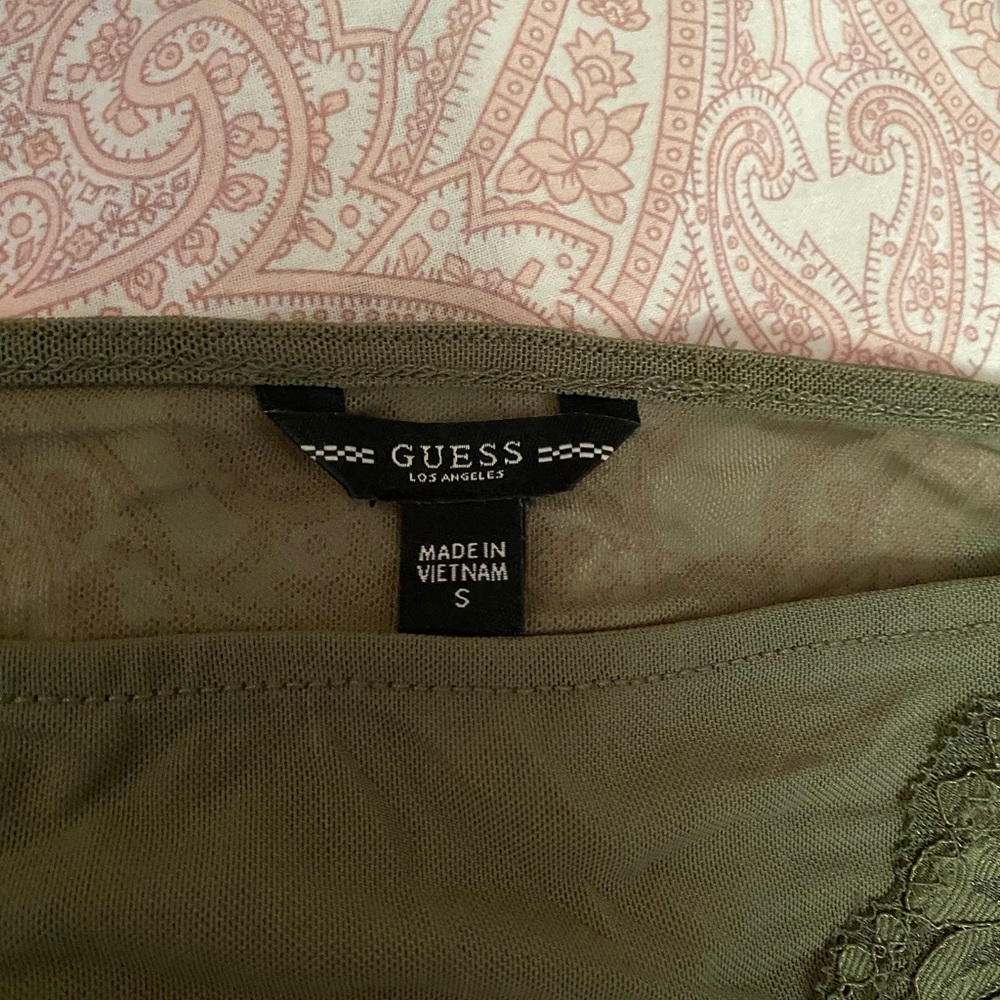 Guess top - Picture 4 of 4